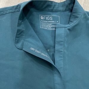 FIGS Rafaela Oversized Top—Medium